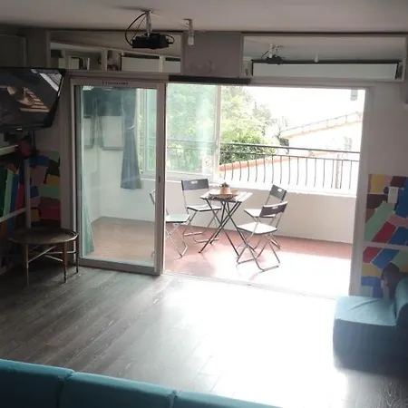 Apartment Entier A 15 Mn D'avignon, 10mn D'orange Deux Roquemaure (Gard)