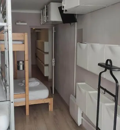 Entier A 15 Mn D'avignon, 10mn D'orange Deux Apartment