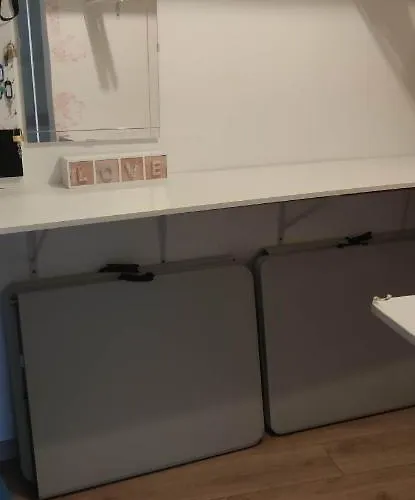 Entier A 15 Mn D'avignon, 10mn D'orange Deux Apartment *